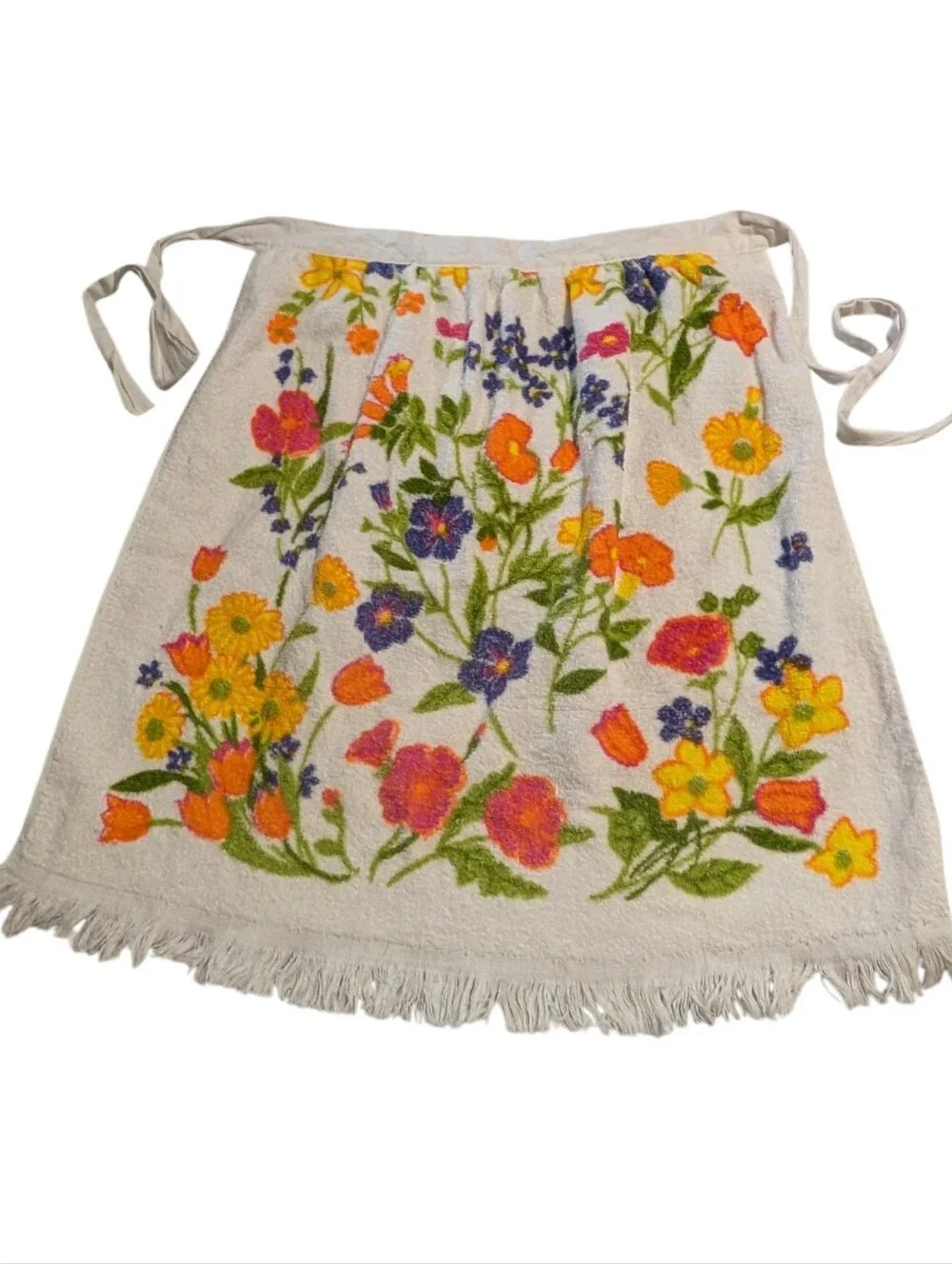 Vintage Terrycloth Floral Apron 1970s Bright Daisy Kitchen Half Apron Fringe
